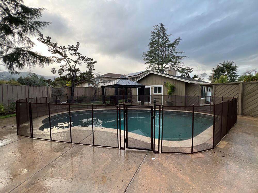 Licensed Pool Fence Contractor