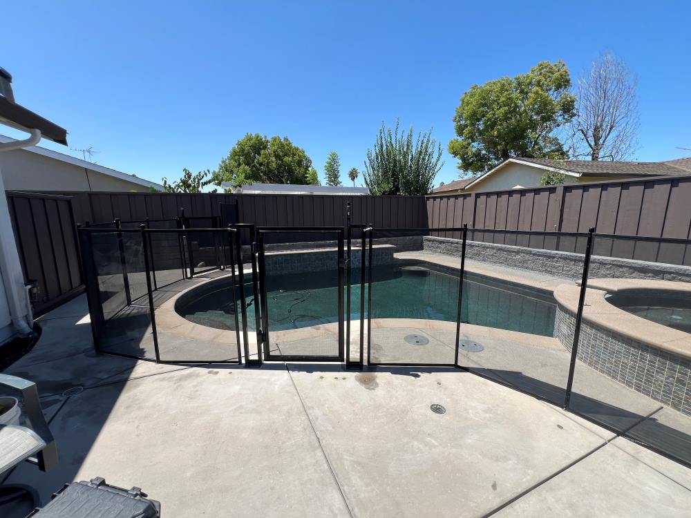 Family Life Saving Pool Fence
