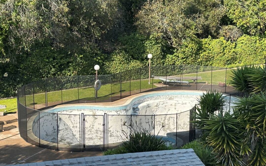 Using Pool Fence While the Pool is Being Repaired
